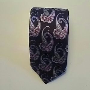 Brioni 100% silk necktie